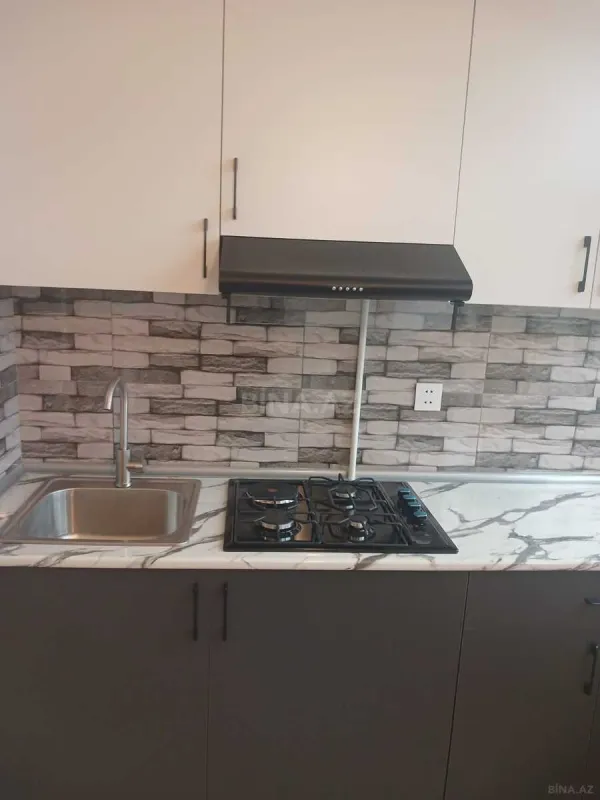 Kirayə verilir 4 otaqlı mənzil 65 m²