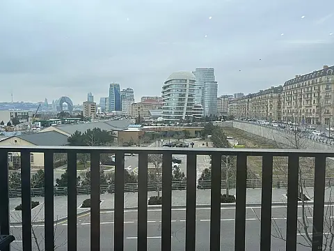 Kirayə verilir 2 otaqlı ofis 150 m²