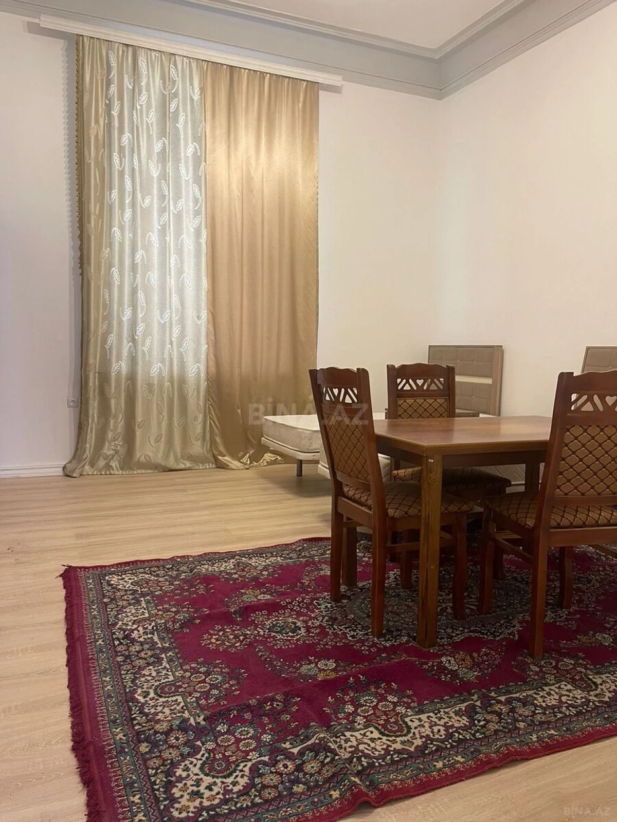 Kirayə verilir 1 otaqlı mənzil 40 m²