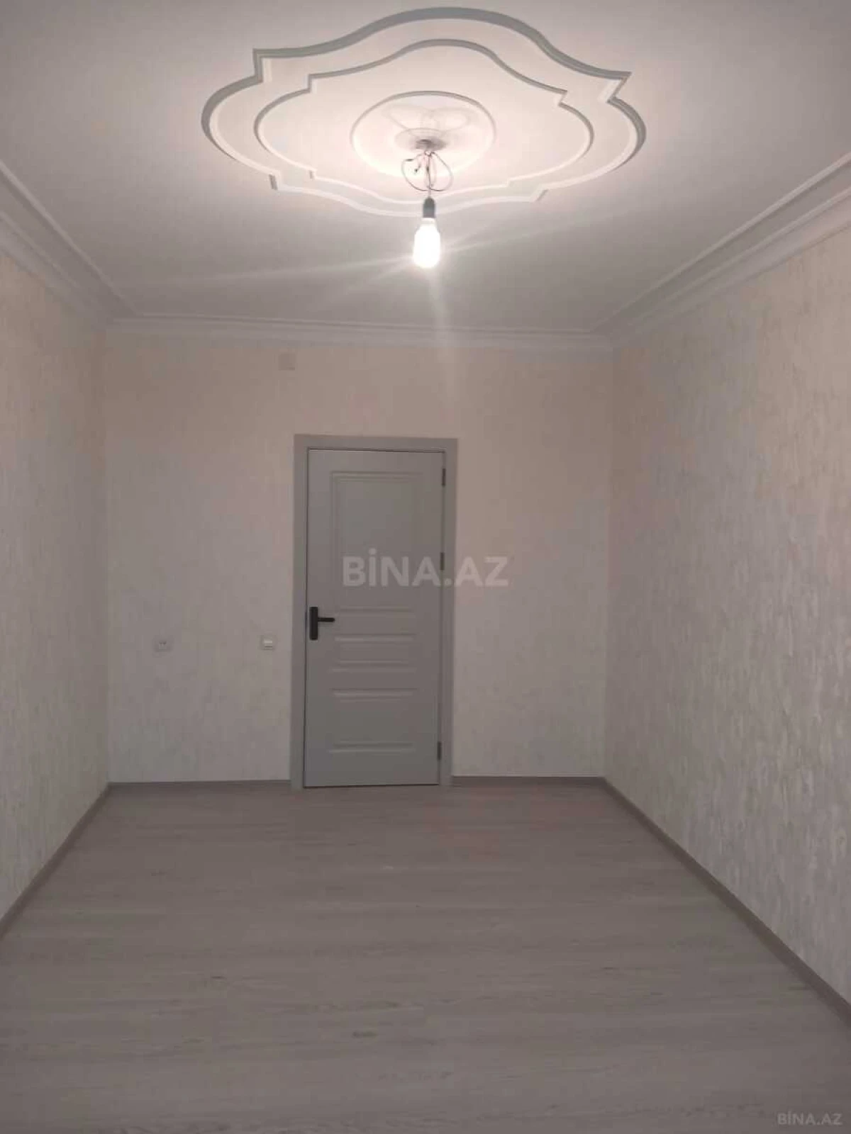 Kirayə verilir 4 otaqlı mənzil 65 m²