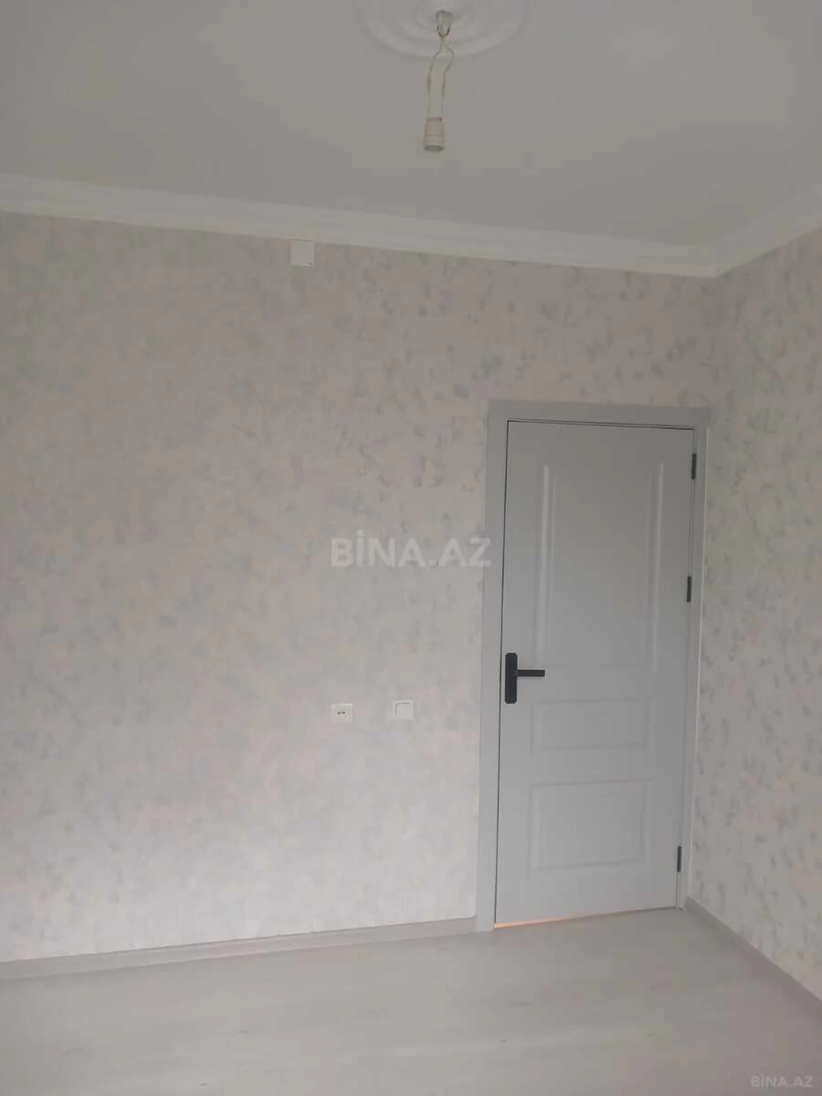 Kirayə verilir 4 otaqlı mənzil 65 m²