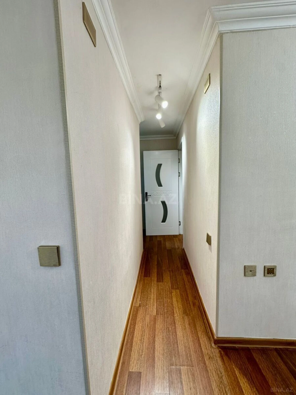 Satılır 2 otaqlı mənzil 31 m²