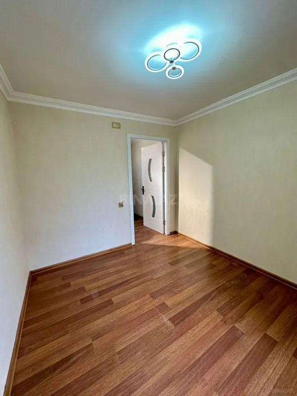 Satılır 2 otaqlı mənzil 31 m²