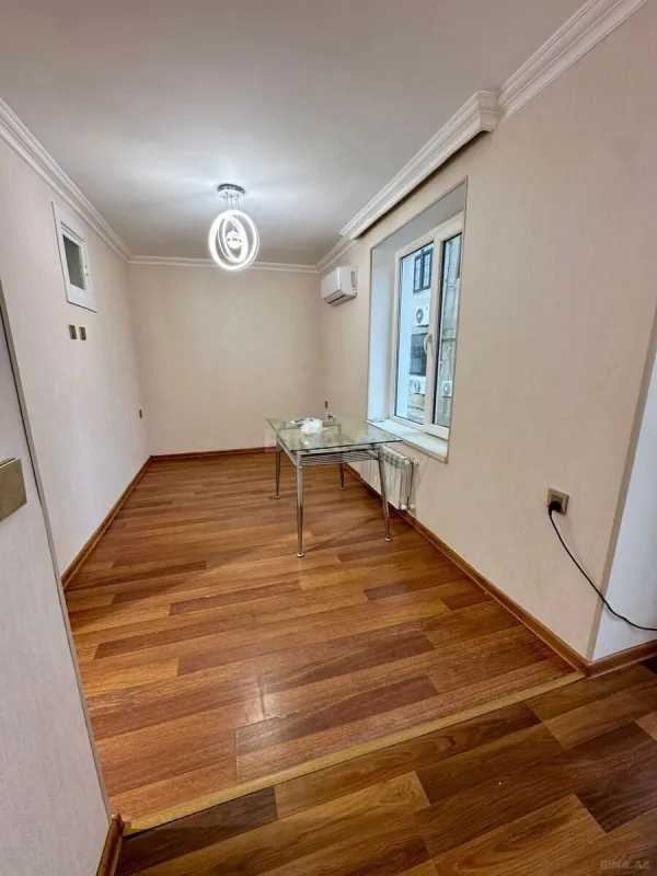 Satılır 2 otaqlı mənzil 31 m²