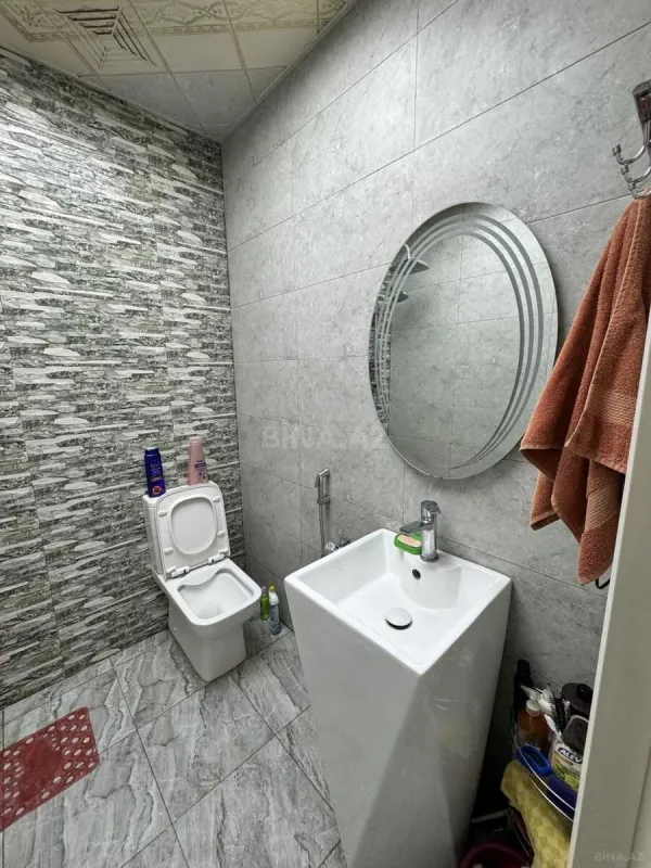 Satılır 2 otaqlı mənzil 85 m²
