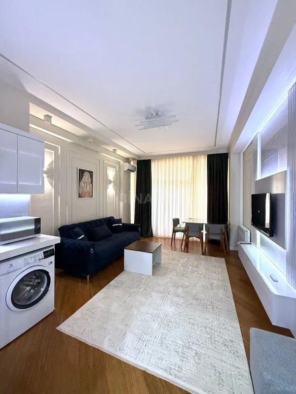 Kirayə verilir 2 otaqlı mənzil 77 m²