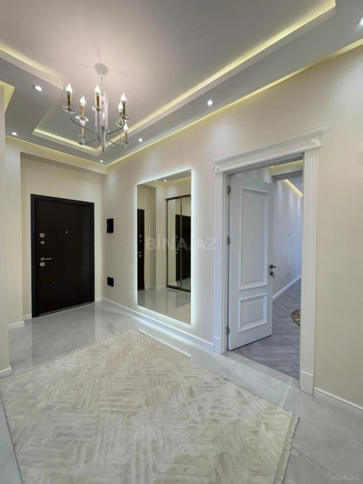 Satılır 3 otaqlı mənzil 100 m²