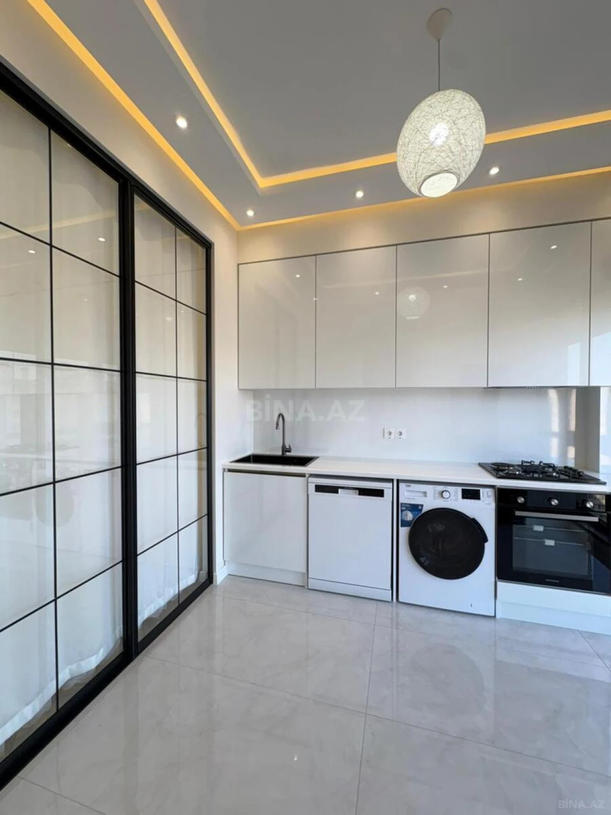 Satılır 3 otaqlı mənzil 100 m²