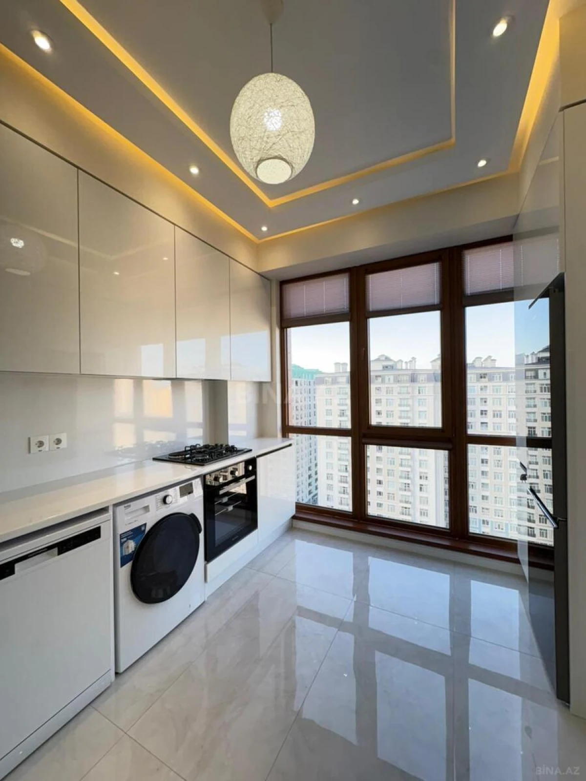 Satılır 3 otaqlı mənzil 100 m²