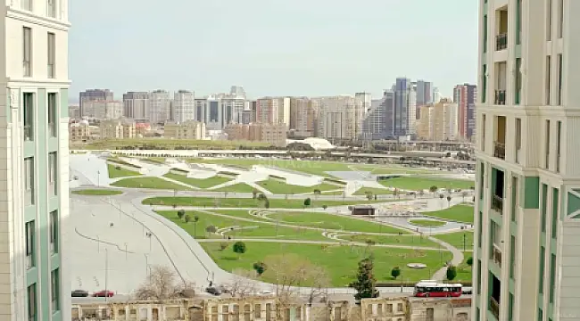 Satılır 4 otaqlı mənzil 220 m²