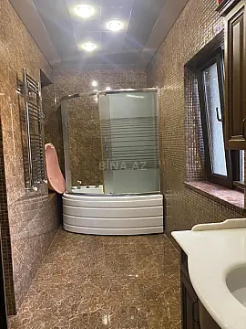 Kirayə verilir 2 otaqlı mənzil 102 m²