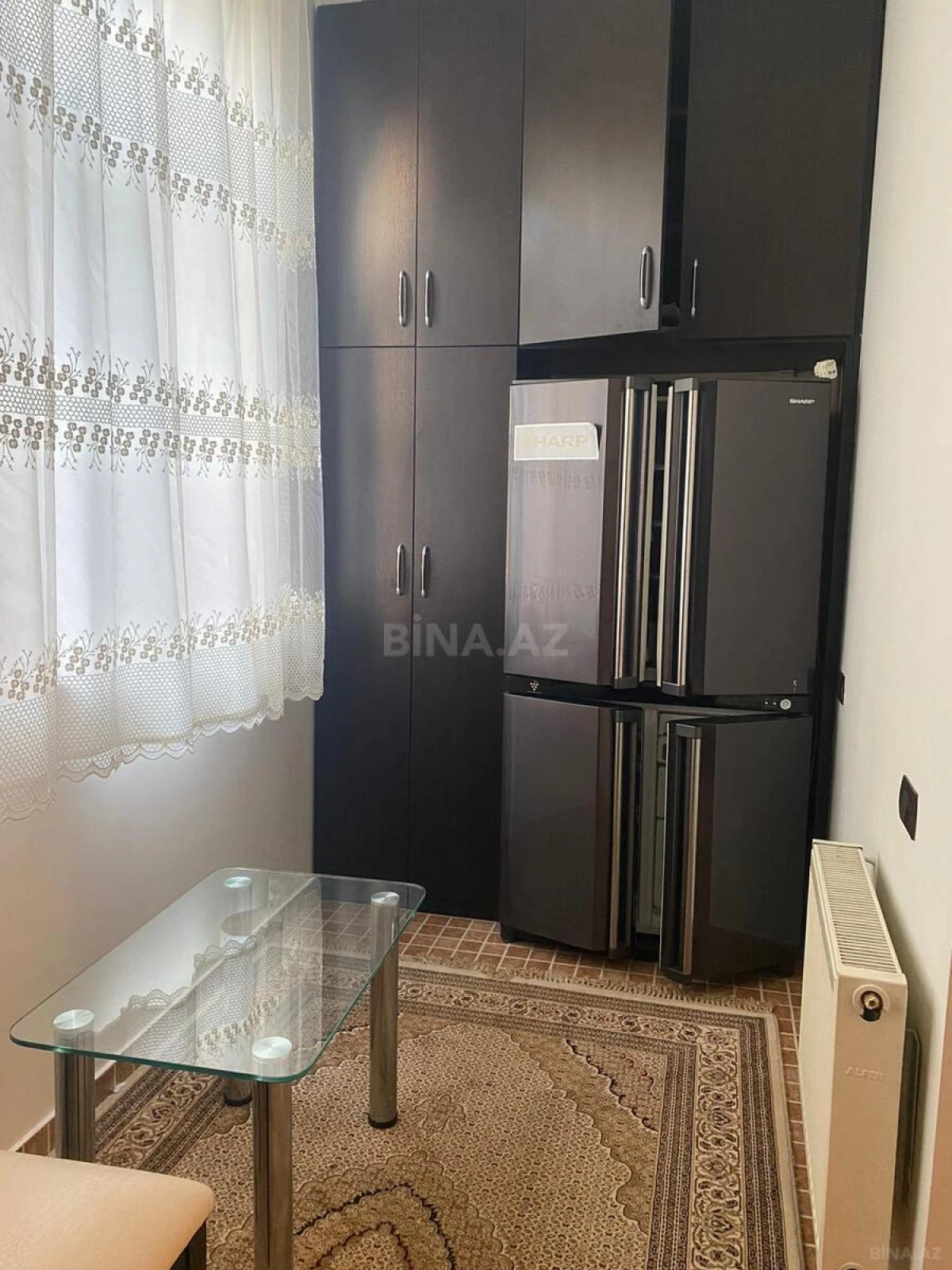 Kirayə verilir 2 otaqlı mənzil 102 m²