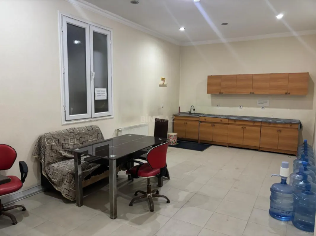 Kirayə verilir obyekt 365 m²