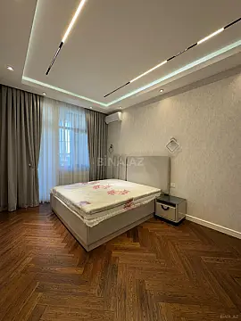 Kirayə verilir 2 otaqlı mənzil 86 m²