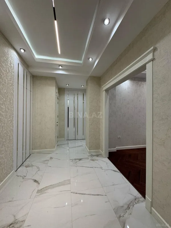 Kirayə verilir 2 otaqlı mənzil 86 m²