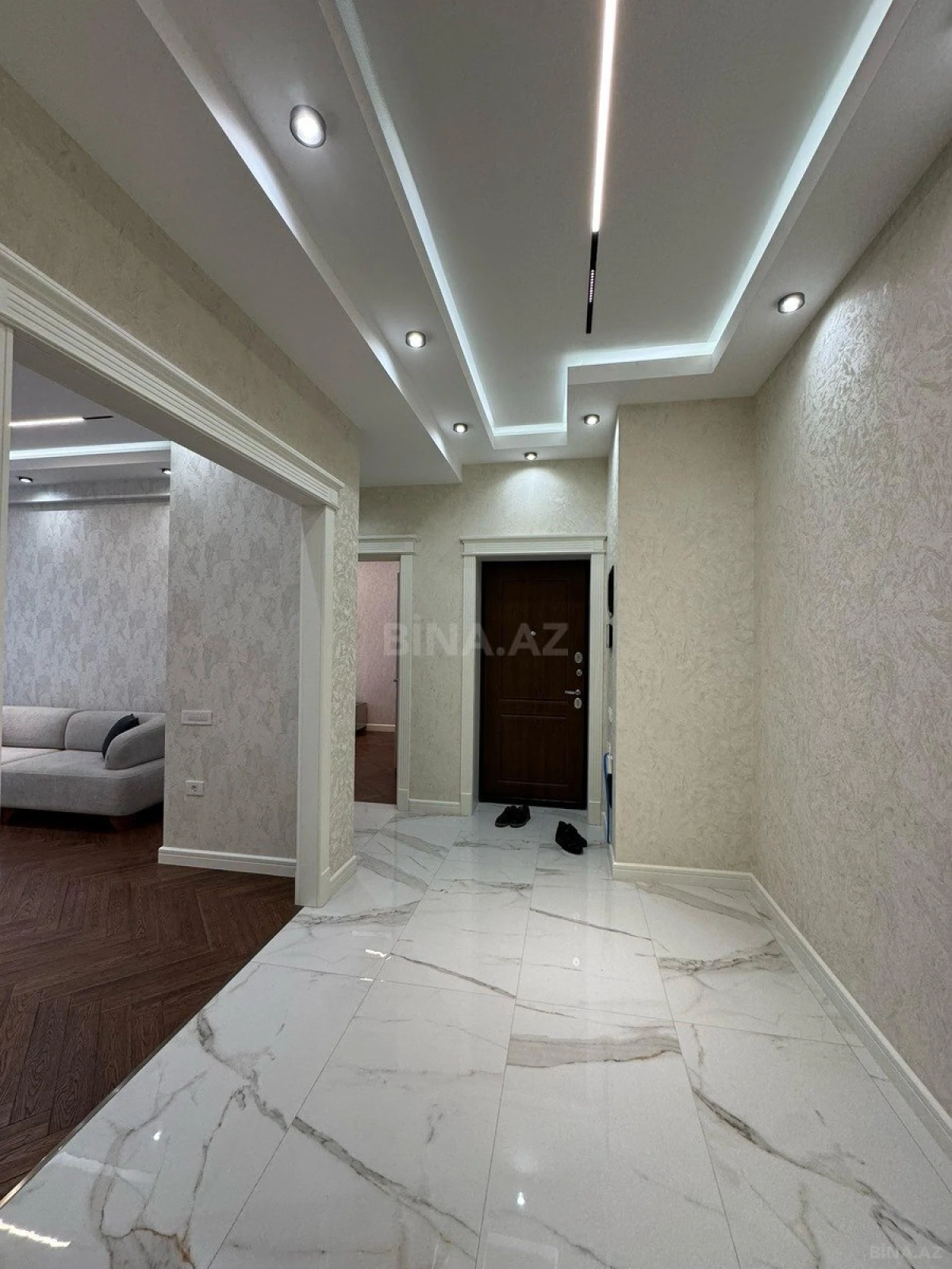 Kirayə verilir 2 otaqlı mənzil 86 m²