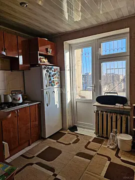 Satılır 3 otaqlı mənzil 62.9 m²