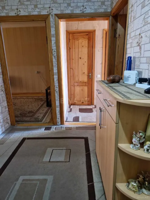 Satılır 3 otaqlı mənzil 62.9 m²