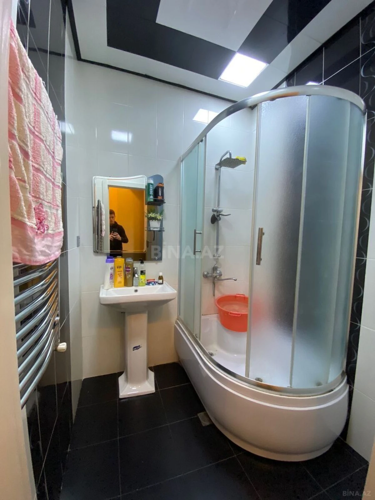 Kirayə verilir 2 otaqlı mənzil 80 m²