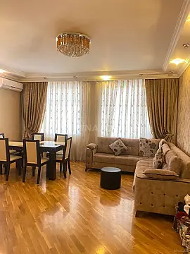 Kirayə verilir 2 otaqlı mənzil 80 m²