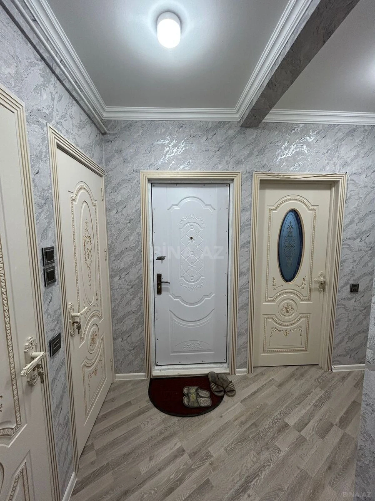 Satılır 2 otaqlı mənzil 65 m²