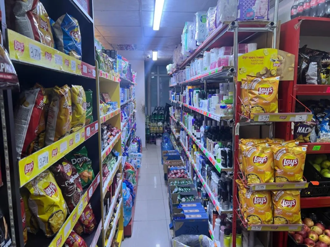 Satılır obyekt 100 m²