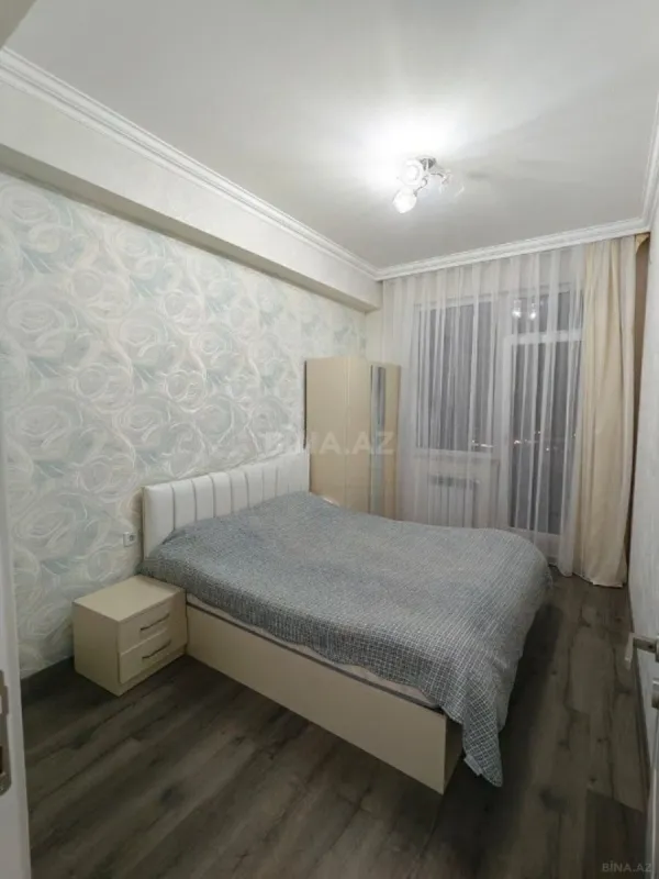 Kirayə verilir 2 otaqlı mənzil 60 m²