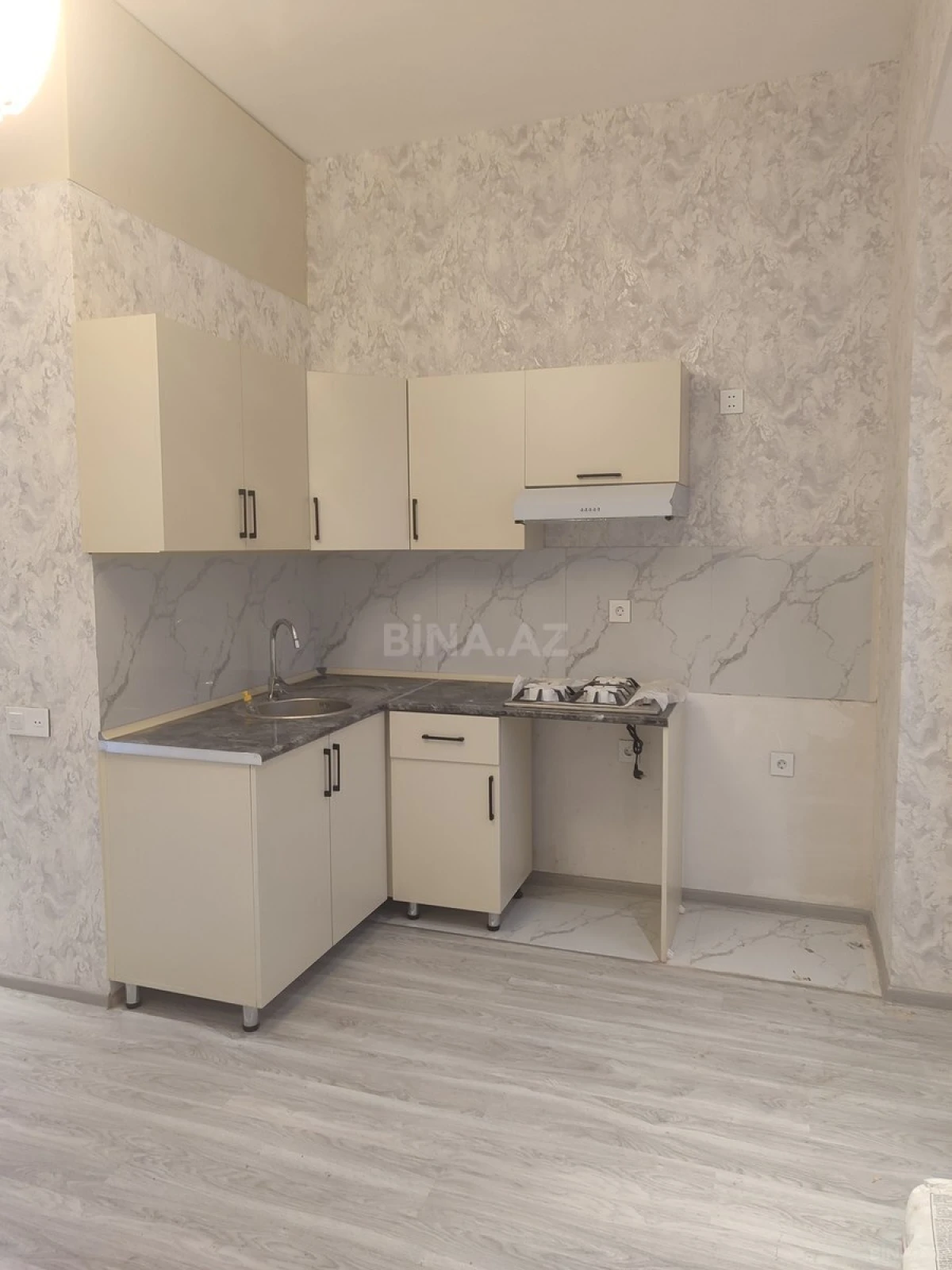 Satılır 2 otaqlı mənzil 31 m²