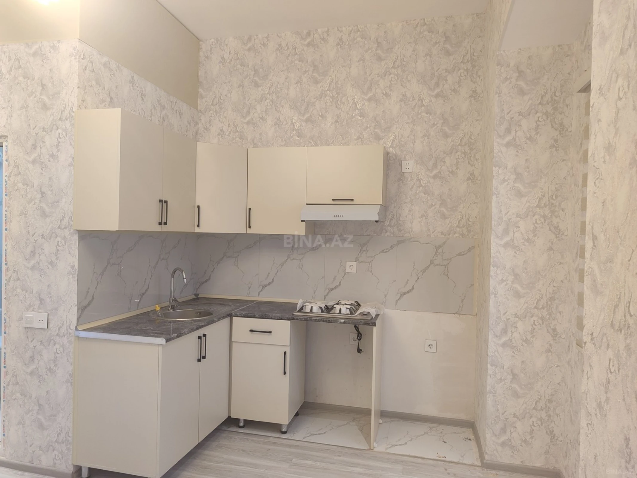Satılır 2 otaqlı mənzil 31 m²