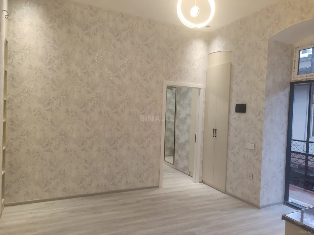 Satılır 2 otaqlı mənzil 31 m²