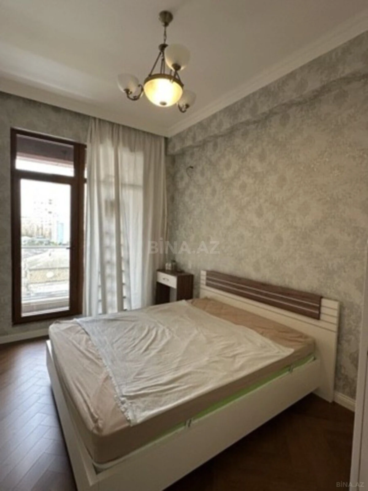Satılır 2 otaqlı mənzil 53 m²