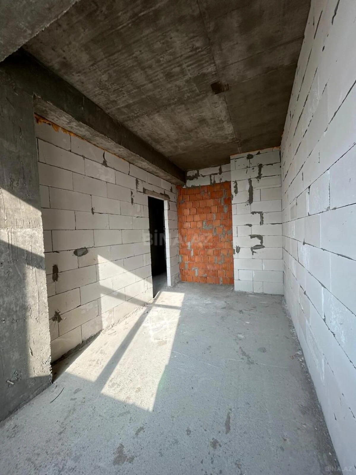 Satılır 1 otaqlı mənzil 46 m²