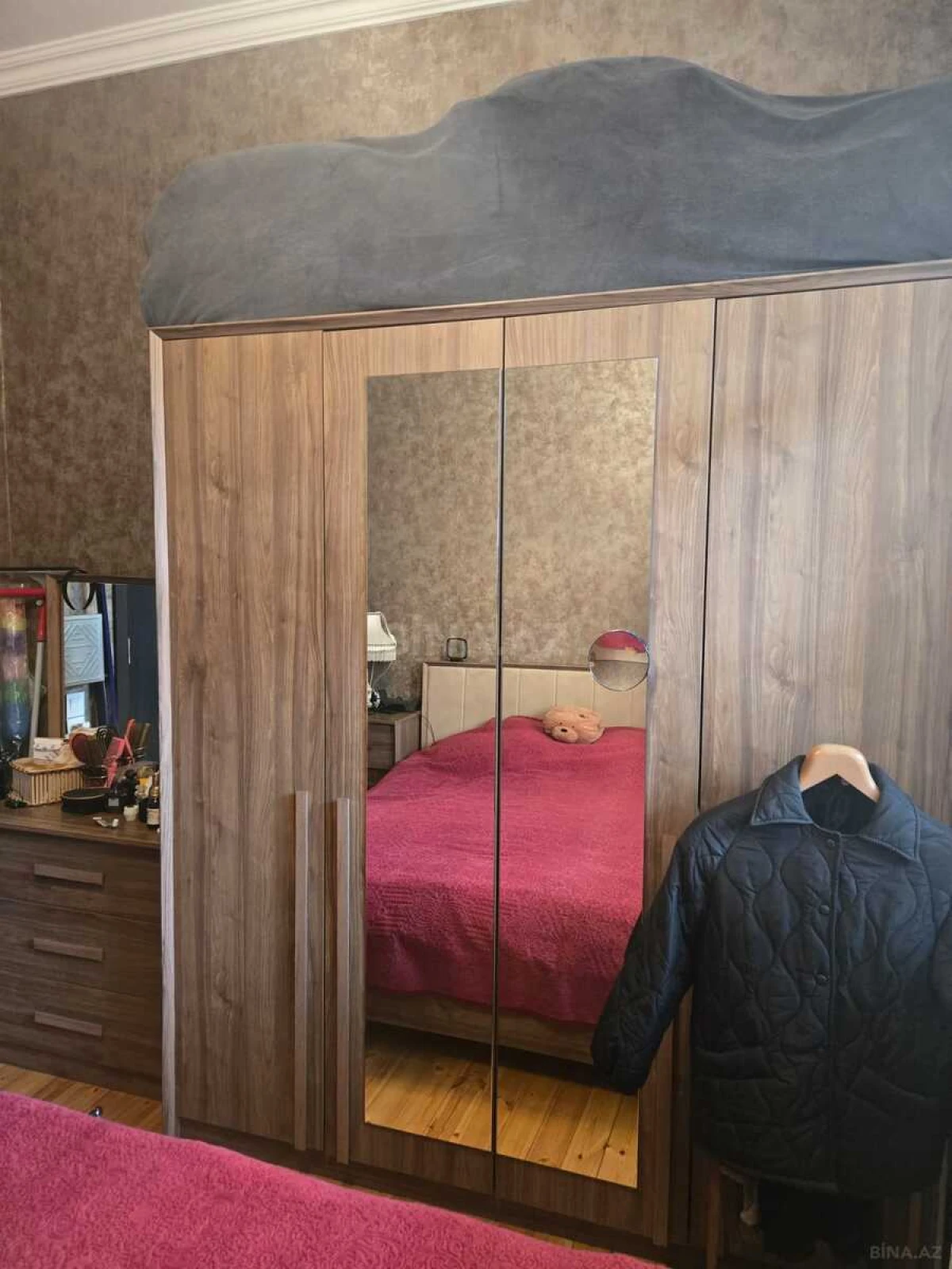 Satılır 3 otaqlı mənzil 63.9 m²