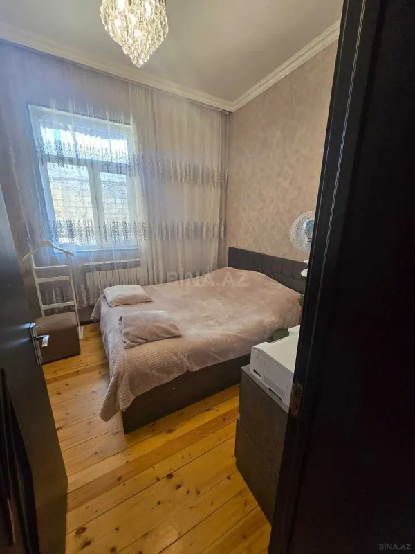 Satılır 3 otaqlı mənzil 63.9 m²