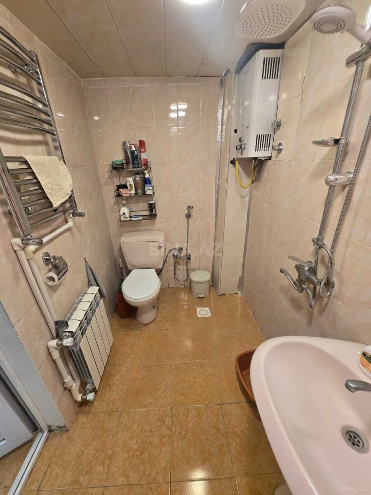 Satılır 3 otaqlı mənzil 63.9 m²