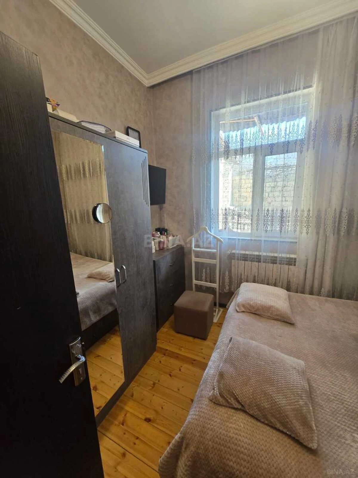 Satılır 3 otaqlı mənzil 63.9 m²