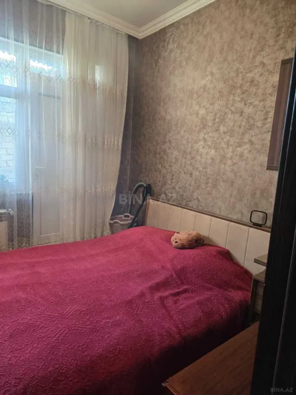 Satılır 3 otaqlı mənzil 63.9 m²