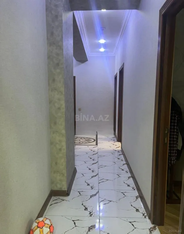 Satılır 3 otaqlı mənzil 113 m²