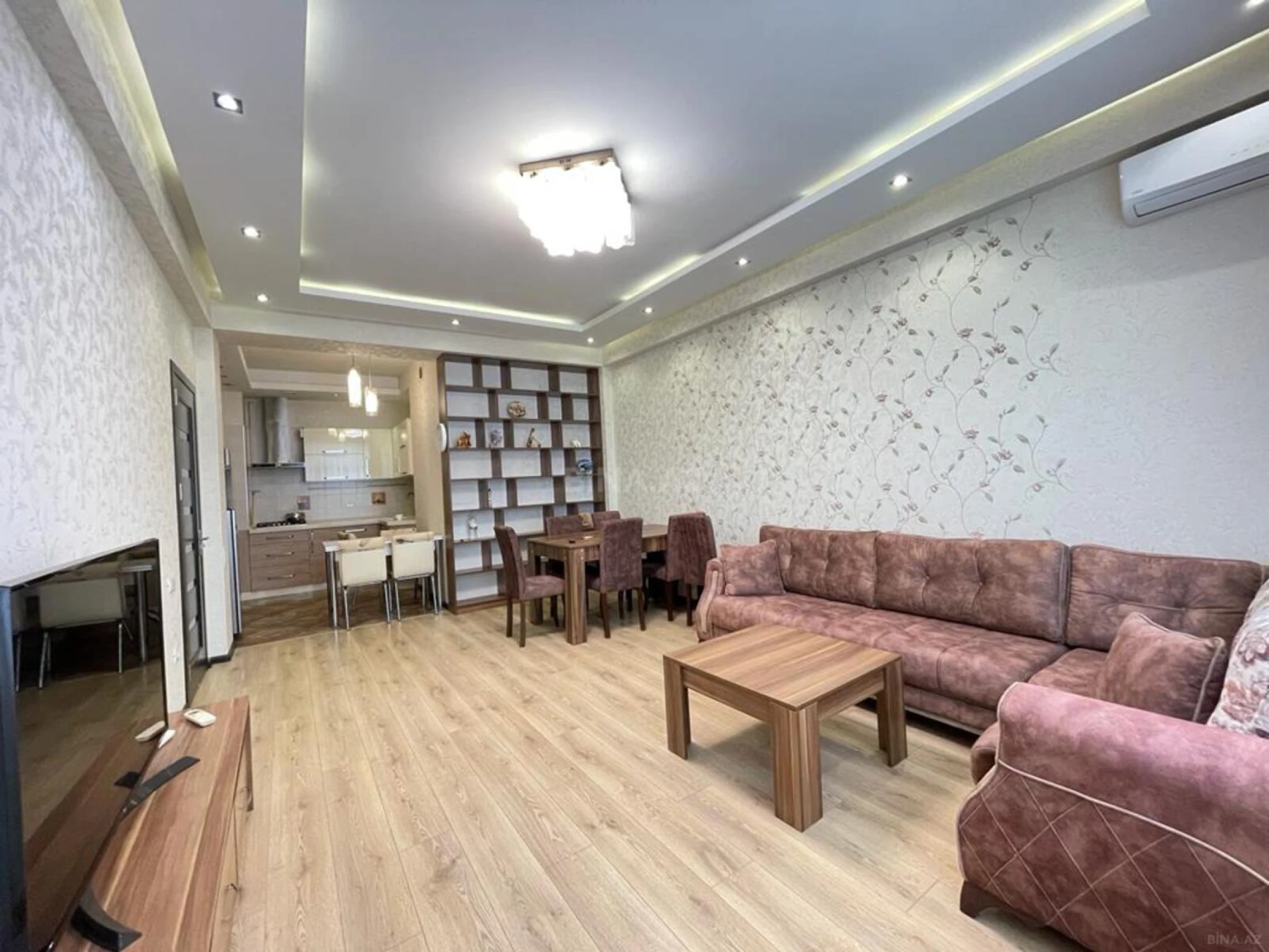 Kirayə verilir 3 otaqlı mənzil 105 m²