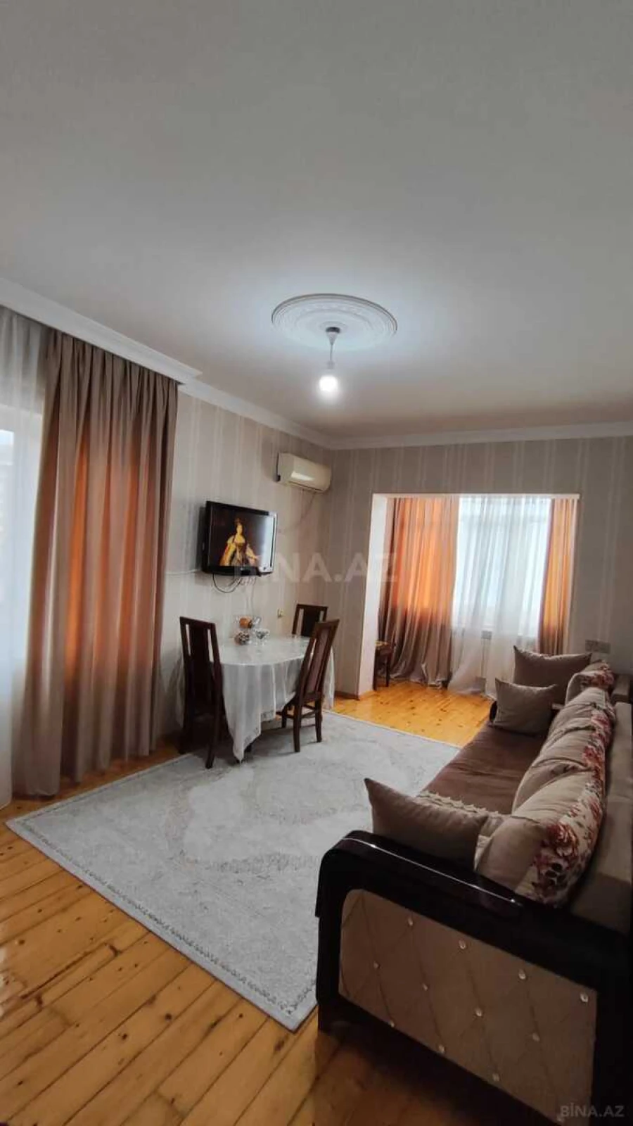 Satılır 2 otaqlı mənzil 65 m²