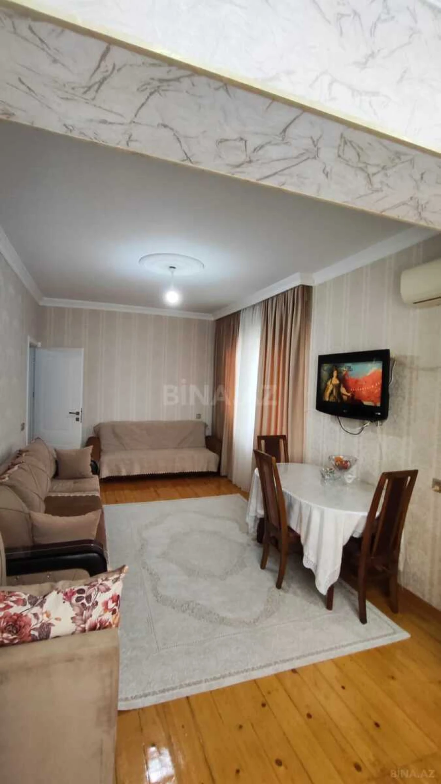 Satılır 2 otaqlı mənzil 65 m²