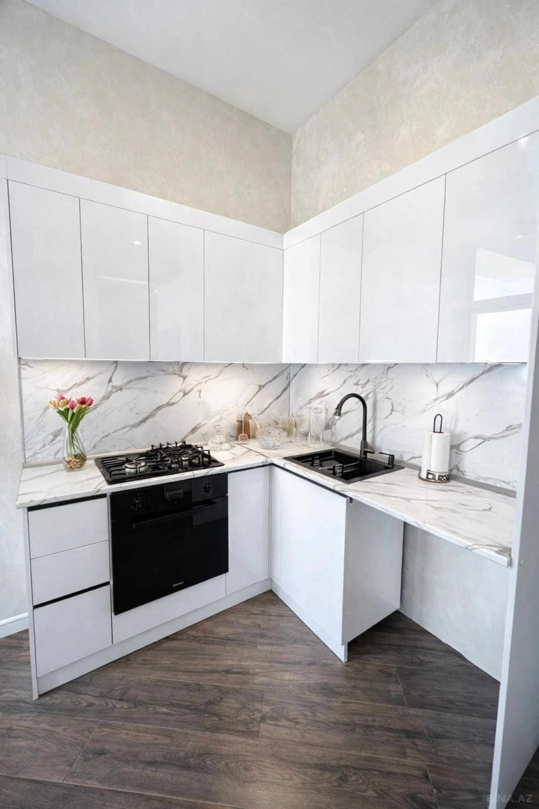 Satılır 2 otaqlı mənzil 55 m²