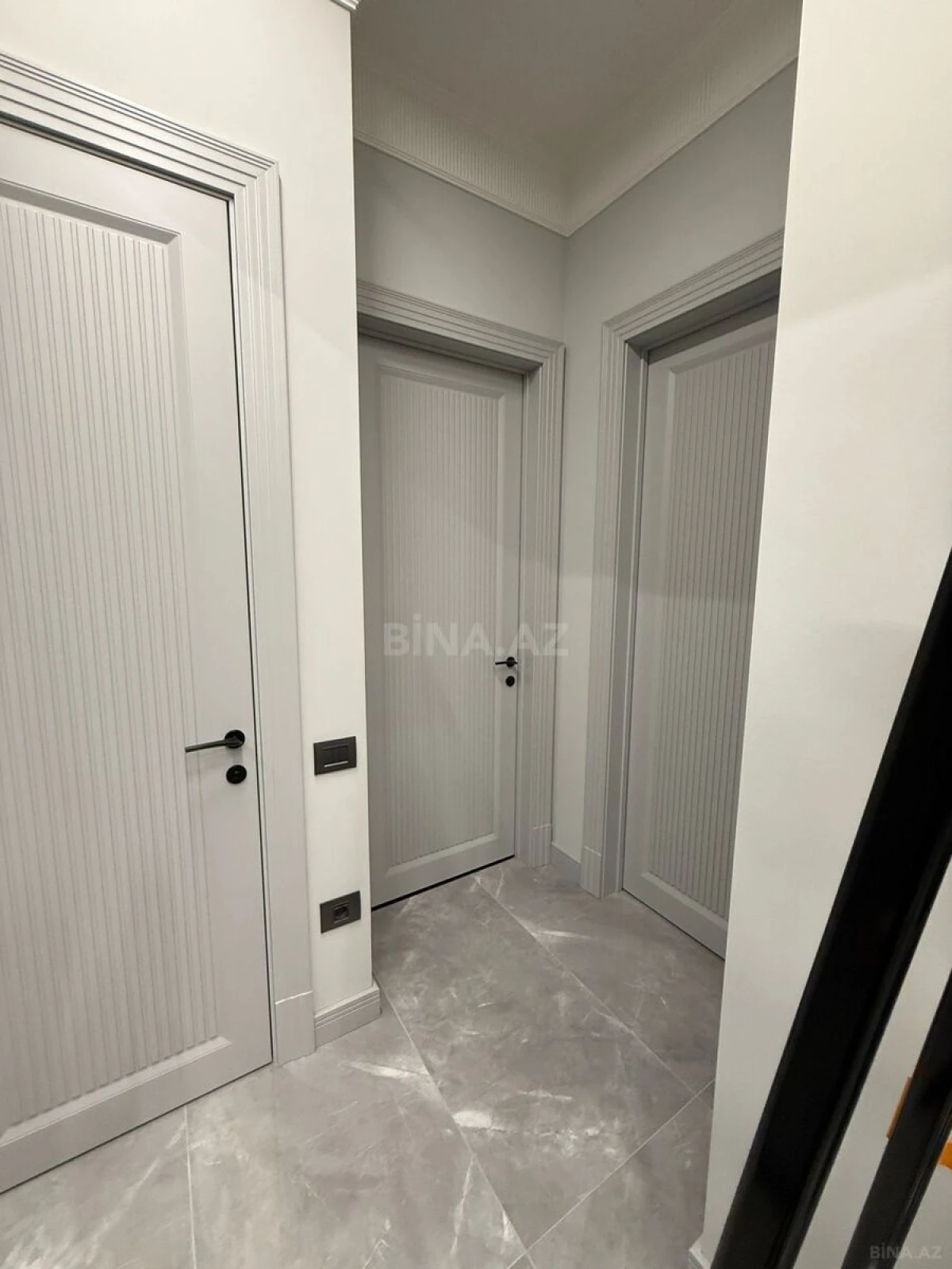 Satılır 3 otaqlı mənzil 115 m²