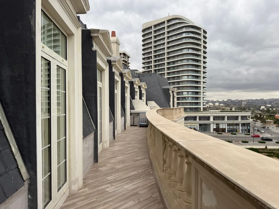 Satılır 3 otaqlı mənzil 115 m²