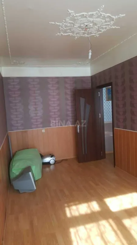Satılır 4 otaqlı mənzil 90 m²