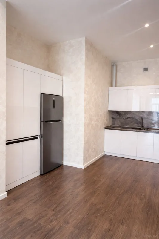 Satılır 2 otaqlı mənzil 94.5 m²