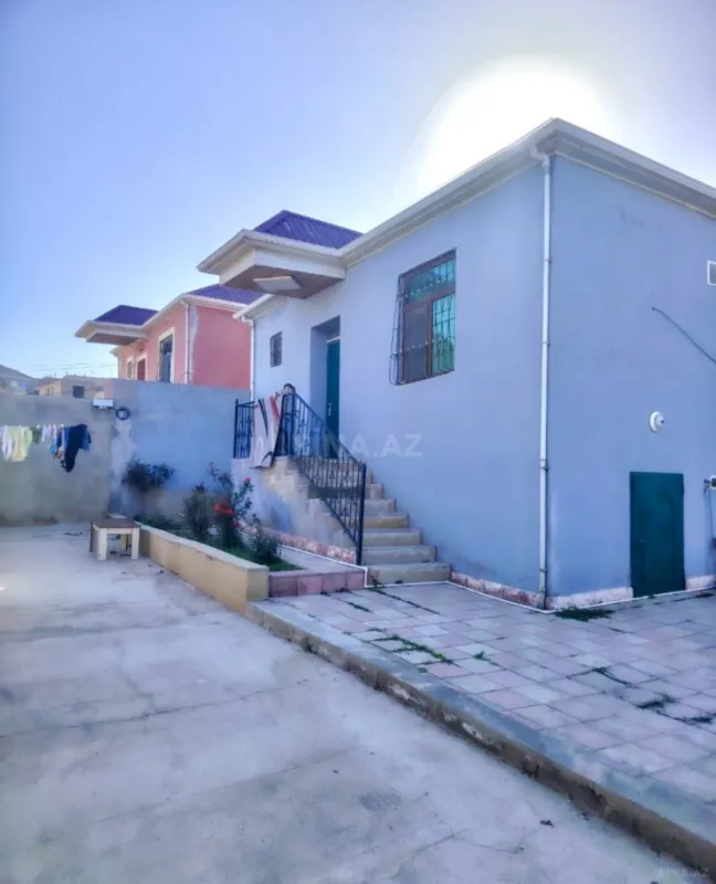 Satılır 2 otaqlı həyət evi 70 m²