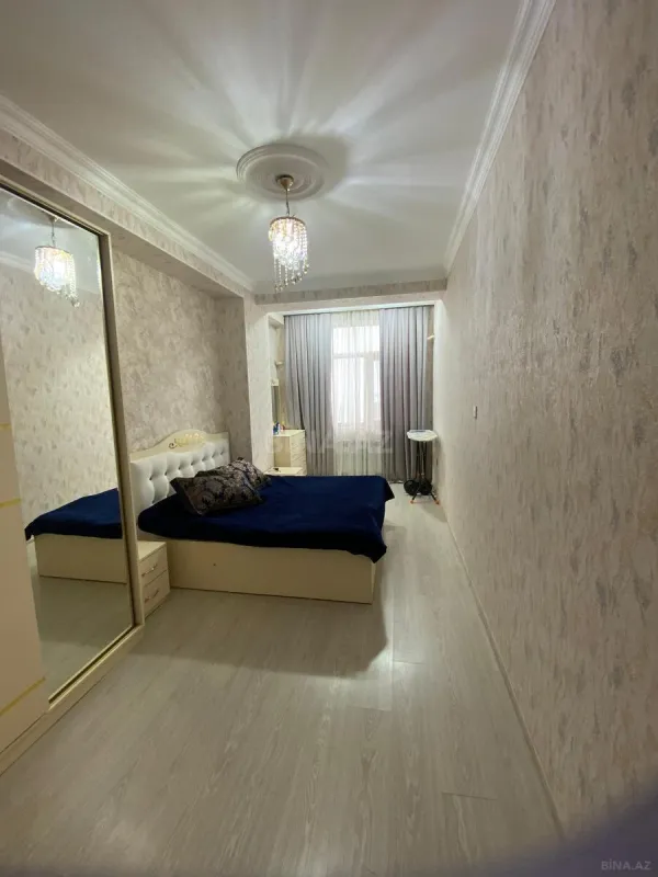 Satılır 3 otaqlı mənzil 92 m²