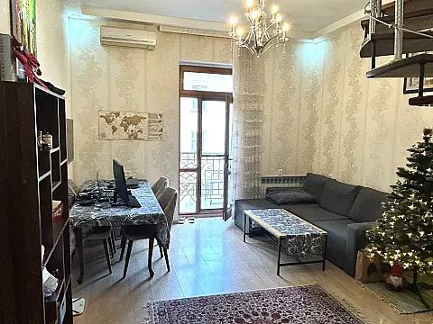 Satılır 2 otaqlı mənzil 50 m²