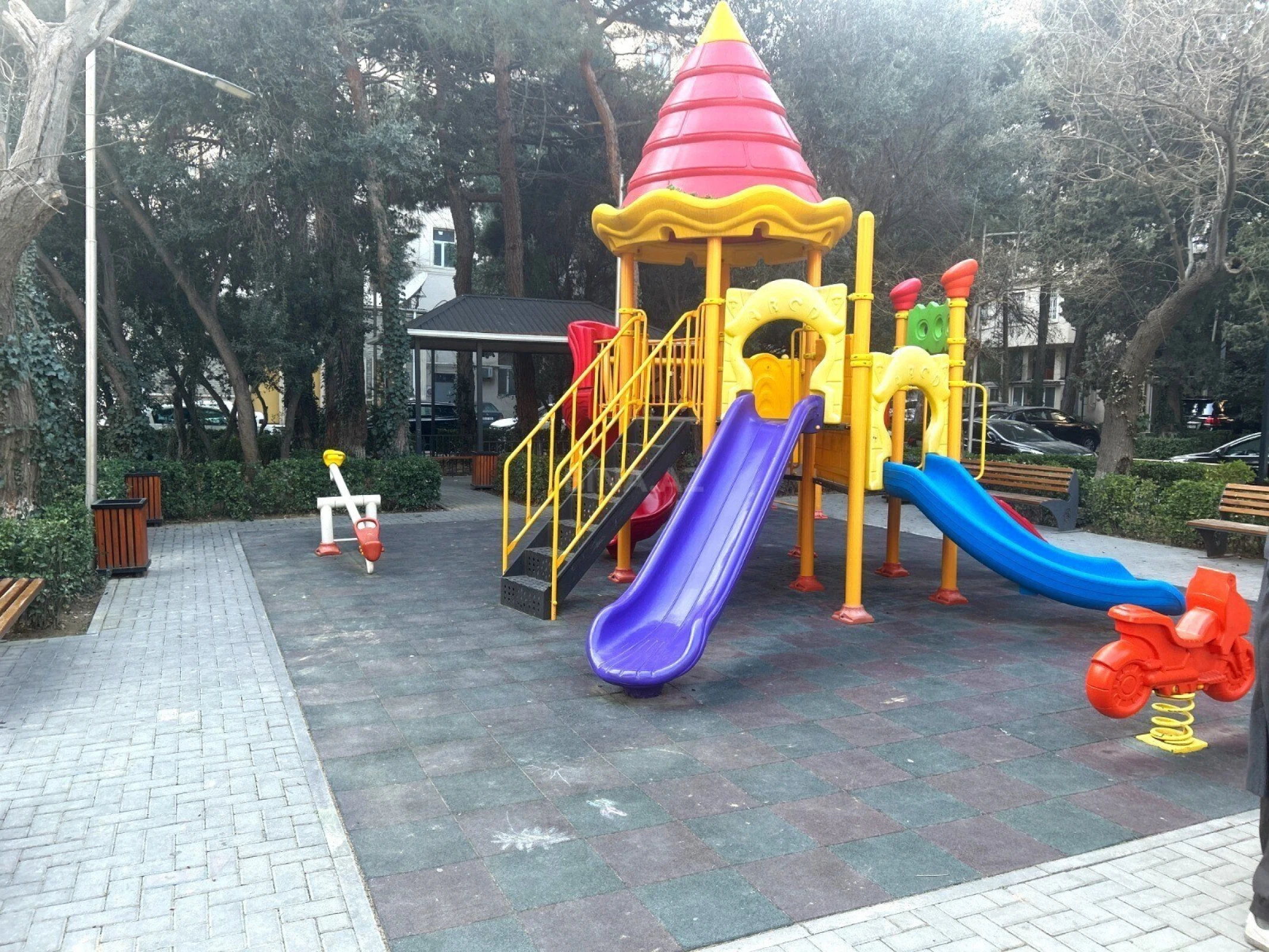 Satılır 2 otaqlı mənzil 50 m²